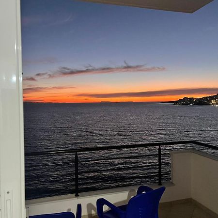 Seaview Studio Sarandë Exterior foto